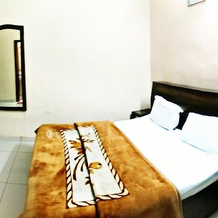 Hotel Aroma Inn Sirsa Eksteriør bilde